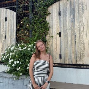 Meet your Posher, Emma